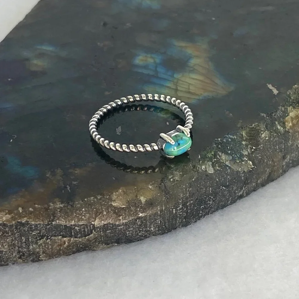 Sterling Silver 925 Minimalist Prong Set Turquoise Twisted Rope Band Ring Sz 6
